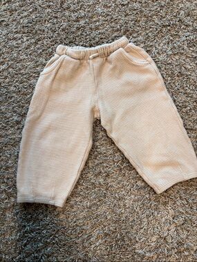 Zara waffle pants. Tapered leg.